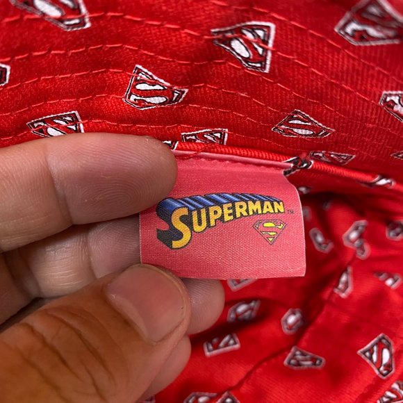 Superman Bucket Hat Cap Distressed Size Small Navy Blue Red Print Logo DC Comics - Picture 9 of 11
